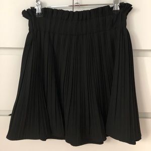 Zara Skirts - Zara Pleated Skirt Zara Skirts - Zara Pleated Skirt